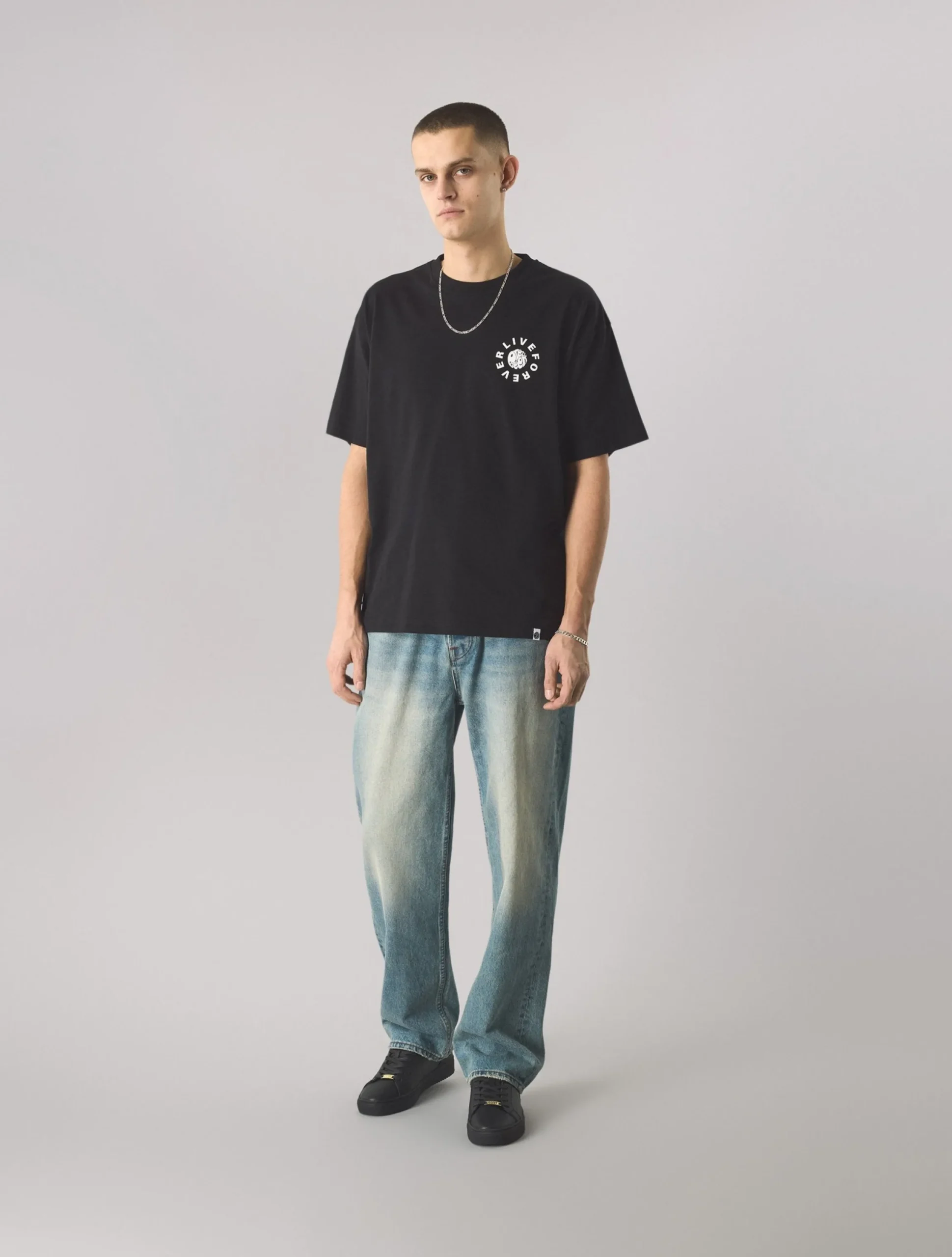 Pretty Green Live Forever Text Logo T-Shirt Black Store