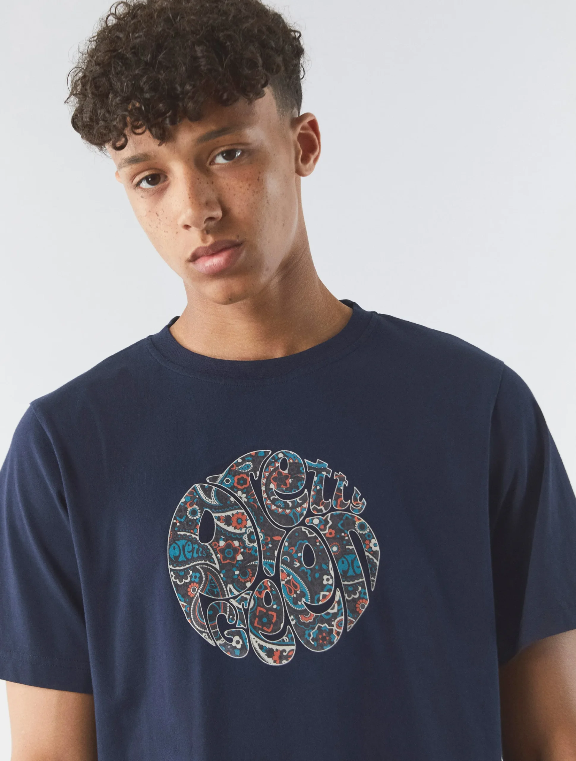 Pretty Green Wonderwall Paisley Logo T-shirt Navy Cheap